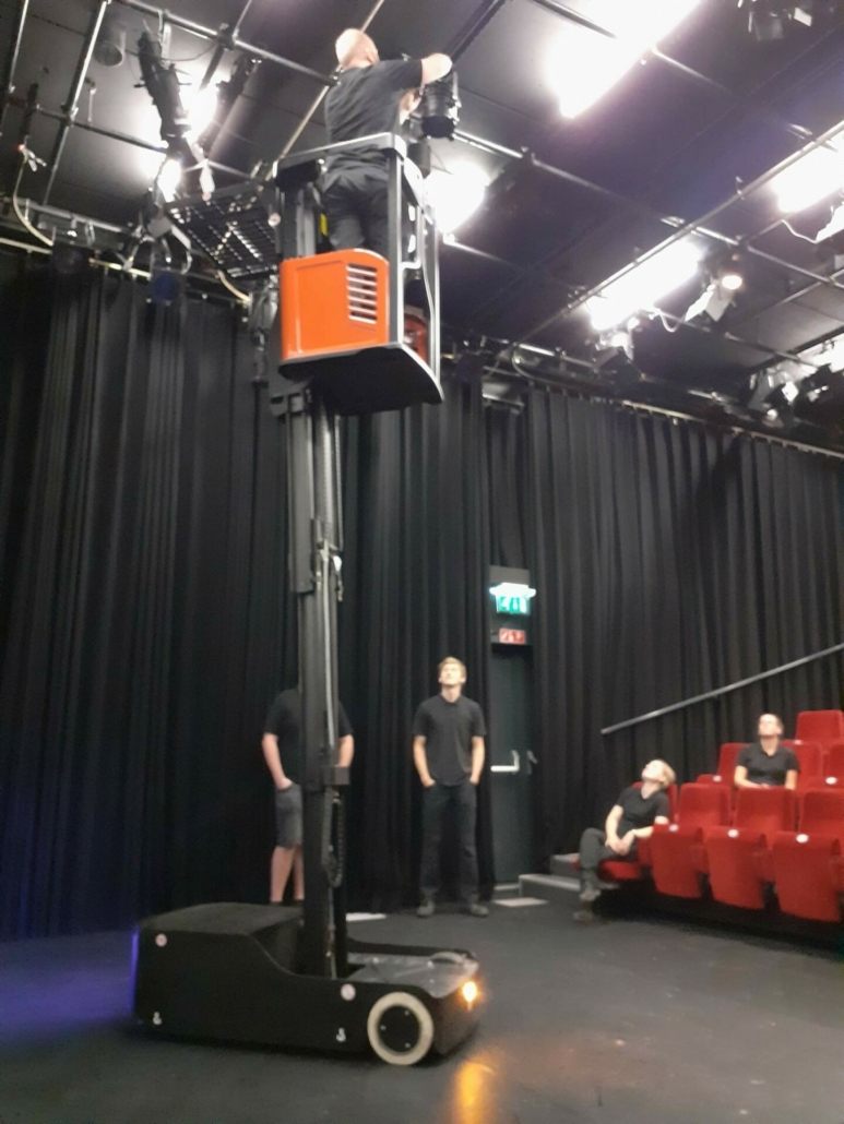 Low level access platform - Alplift